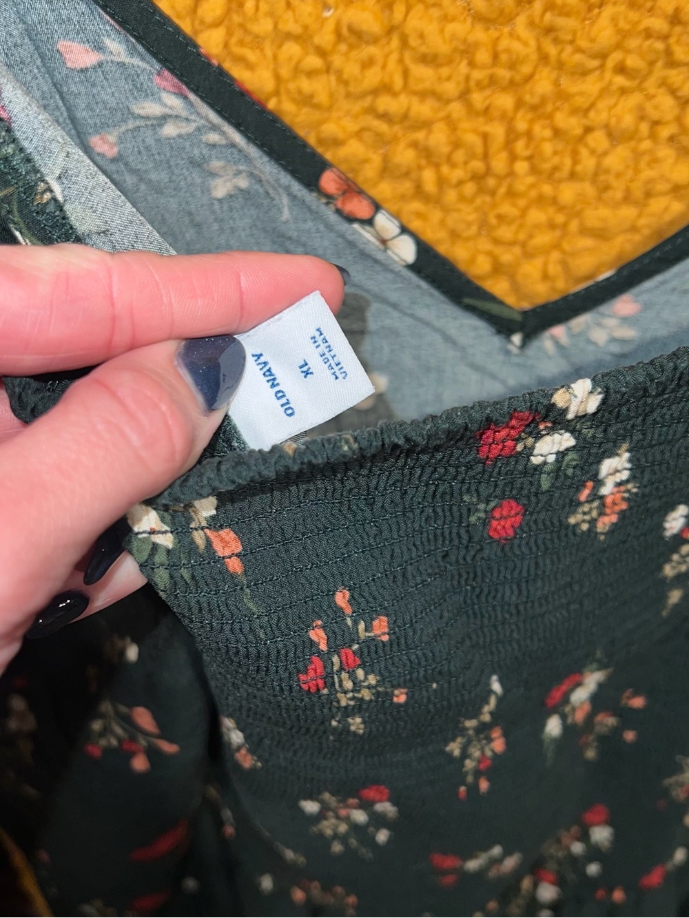 Old Navy Dark Green Floral V-Neck Midi Dress - Picture 5 of 5